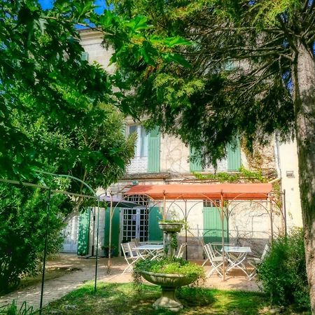 Au Saint Roch - Hotel Et Jardin Avignon Exterior photo